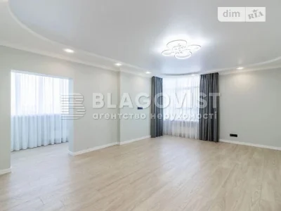 Sale of 3-room apartment 128 sq. m on Lobanovskogo Ave. 4V • ID