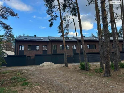 Продаж Таунхаус
