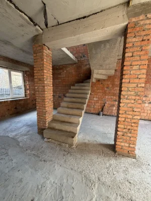 Продаж готового Таунхаусу в центрі міста