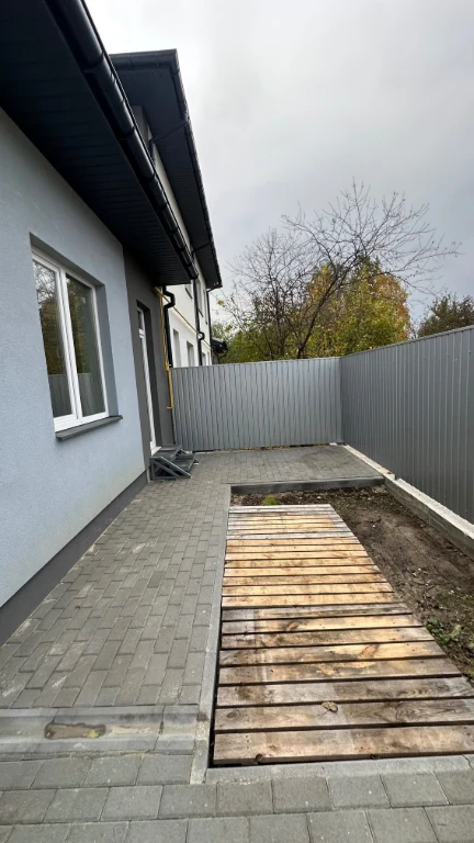 Одноповерховий таунхаус в Ірпені