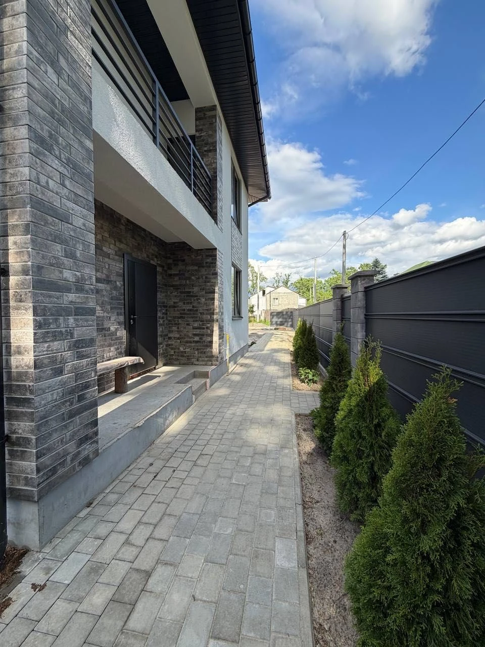 Будинок біля парку 140 м2