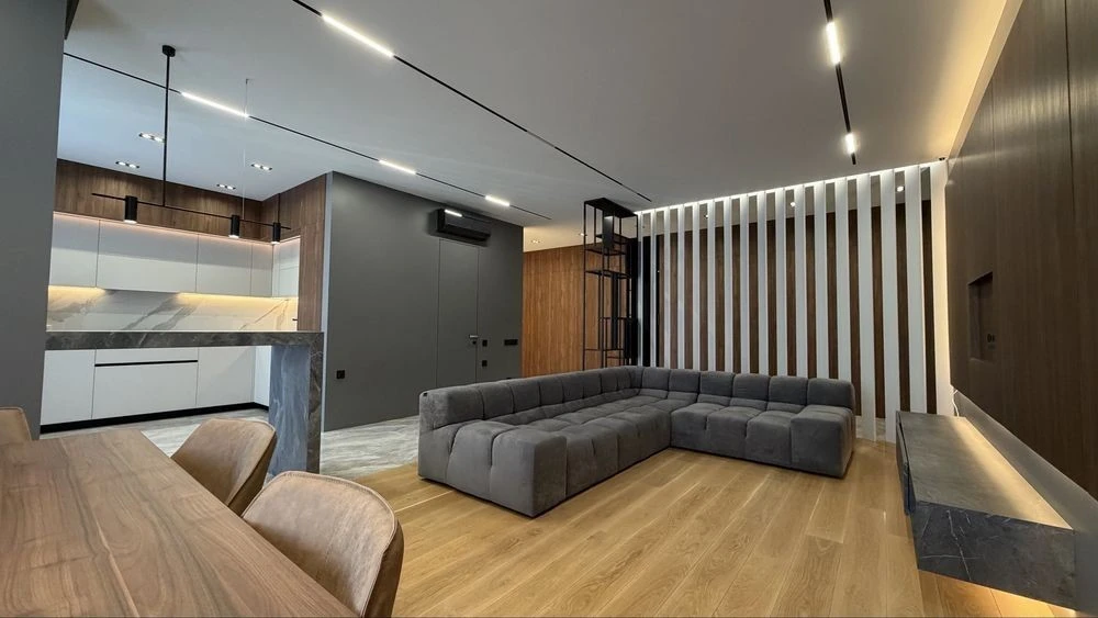 Apartment for sale in the residential complex Bulvar Fontaniv • 130 m² • new renovation