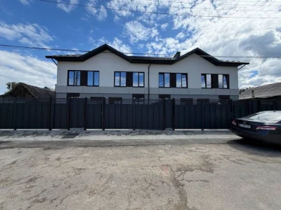 Таунхаус Ірпінь Центр Три поверхи Власний двір Газ