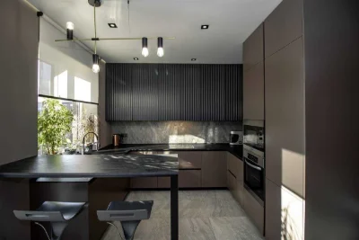 Автономний Будинок 150 м² Стоянка 2 | сонячні панелі+генерат