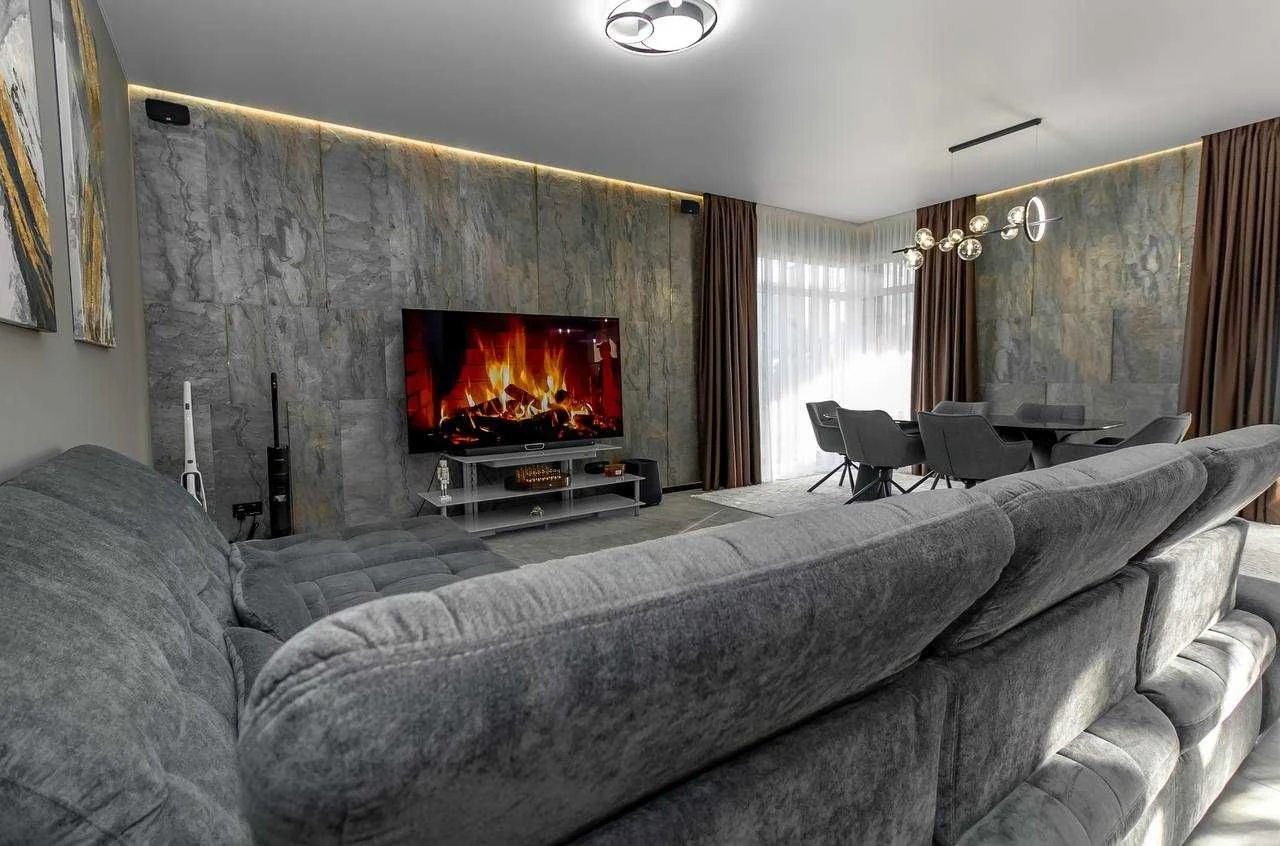 Автономний Будинок 150 м² Стоянка 2 | сонячні панелі+генерат