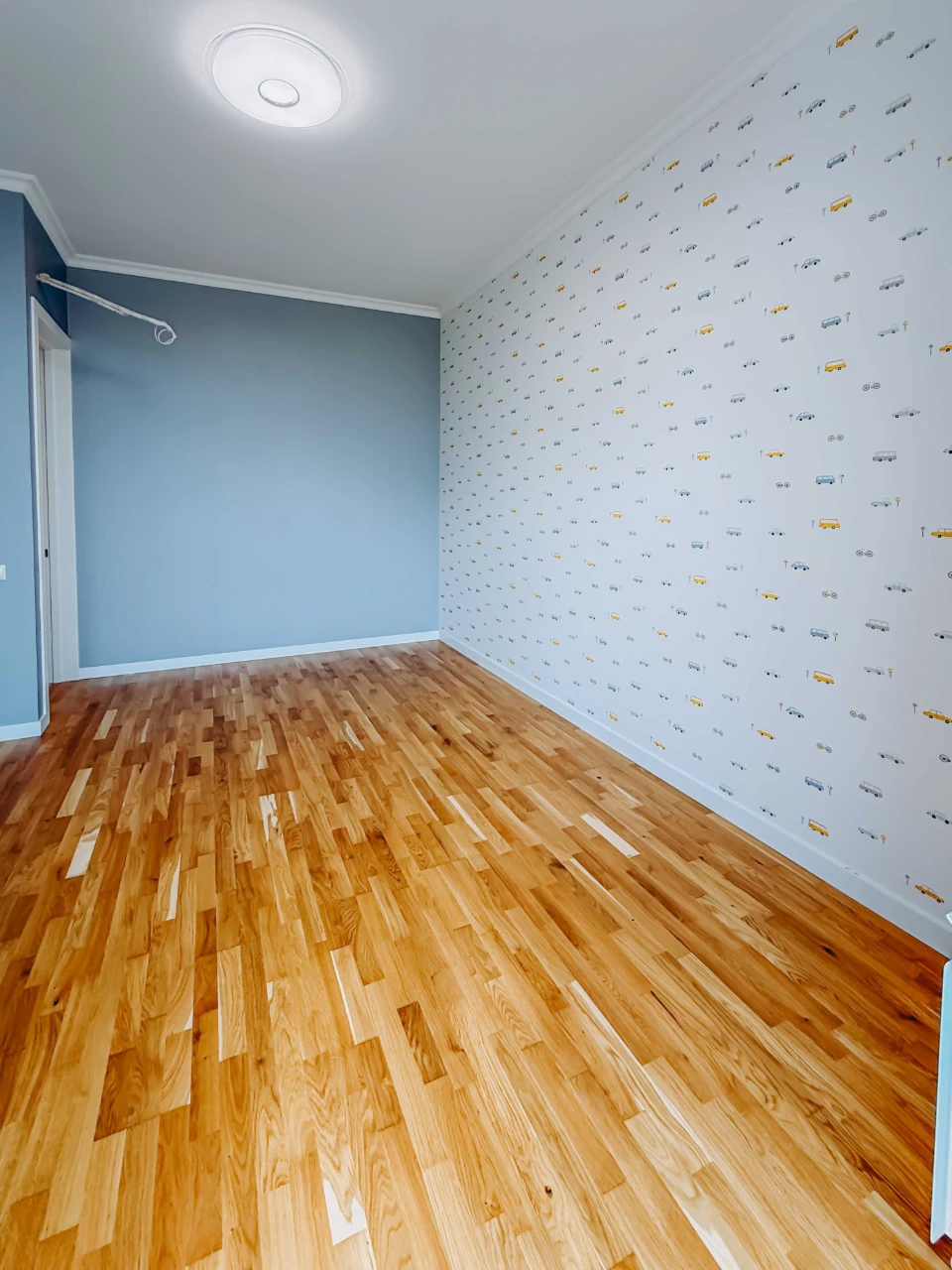 Продаж будинку з ремонтом 207м2, 10 соток, басейн, газ, закр