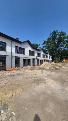 Продам таунхаус Ірпінь біля парку Незнайки кутовий з великою