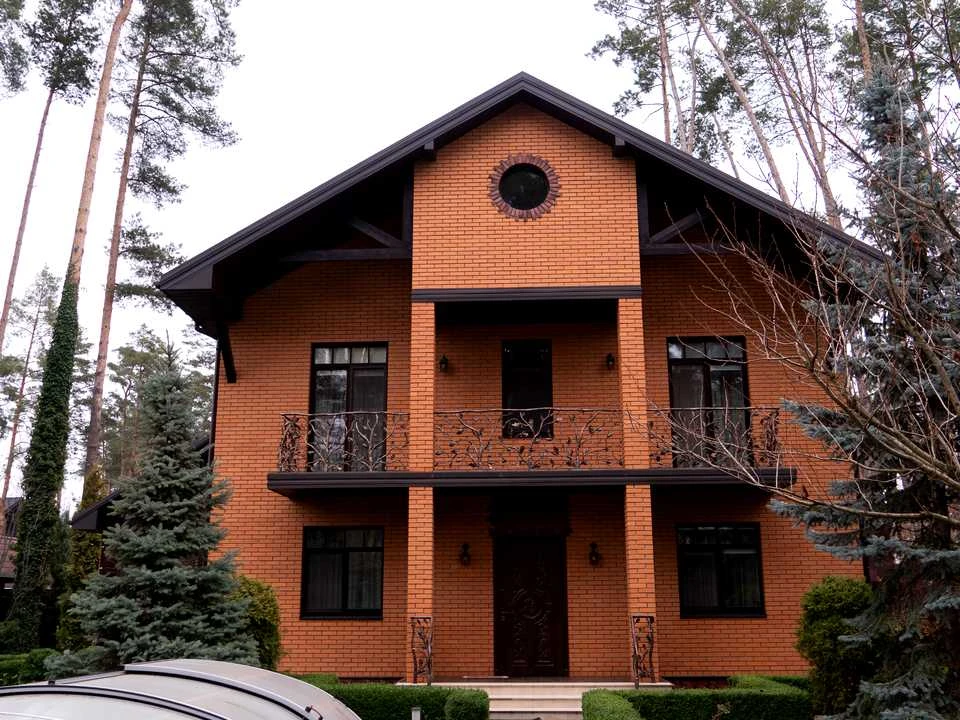 Будинок. Ірпінь, 9-та Лінія вул.