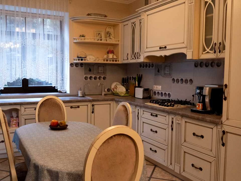 Будинок. Ірпінь, 9-та Лінія вул.