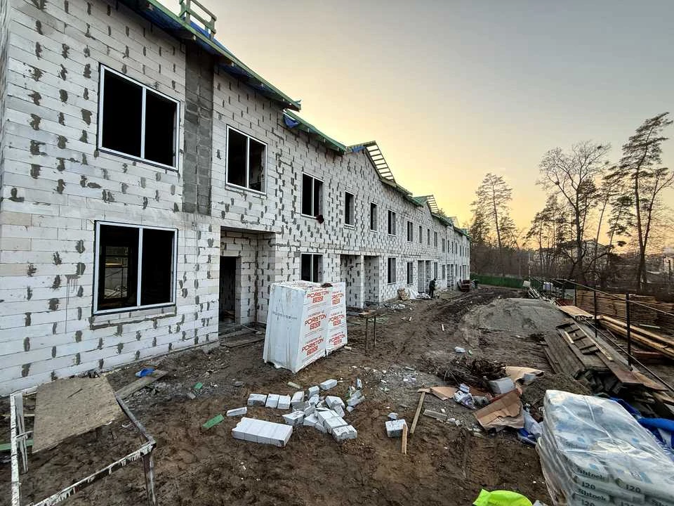 Будинок. Ірпінь, надсонова