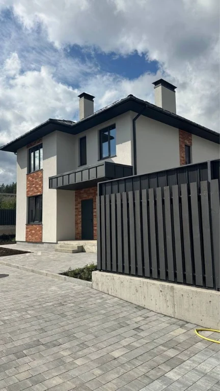 Будинок з ПОВНОТІЛОЇ червоної цегли!ГАЗОВЕ ОПАЛЕННЯ! 6 соток