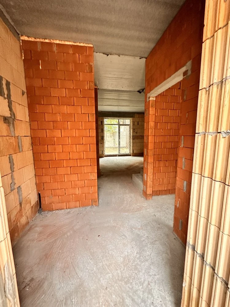 Таун біля парку Центральний