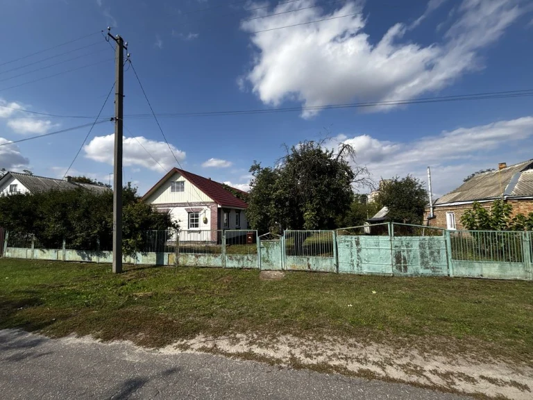 Продам власний будинок