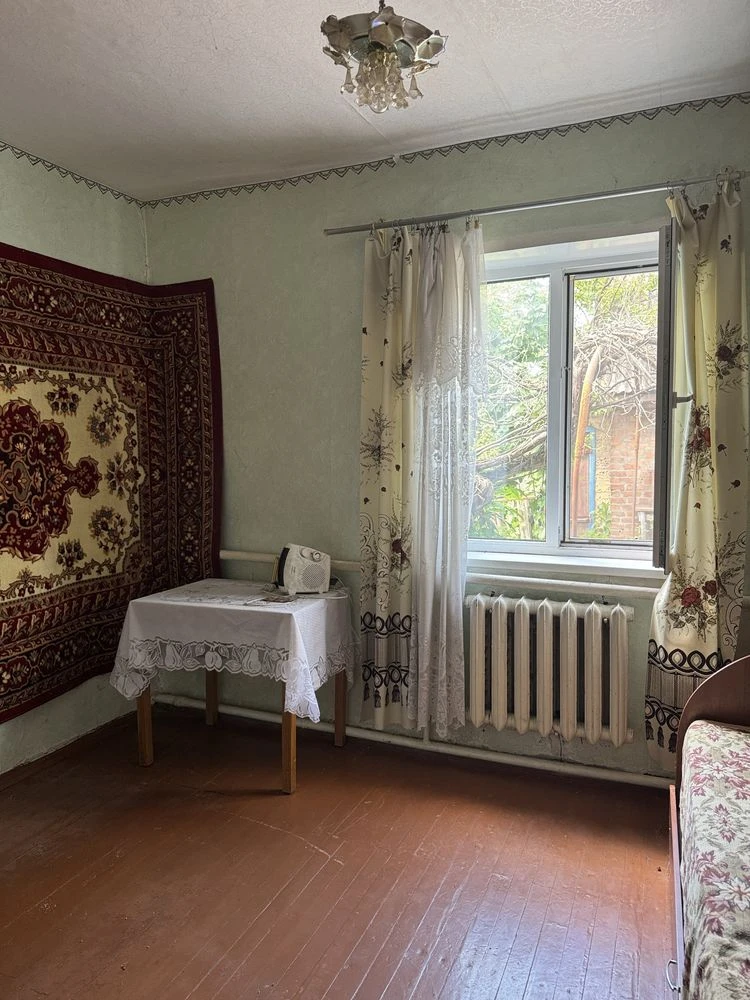 Продам цегляний будинок