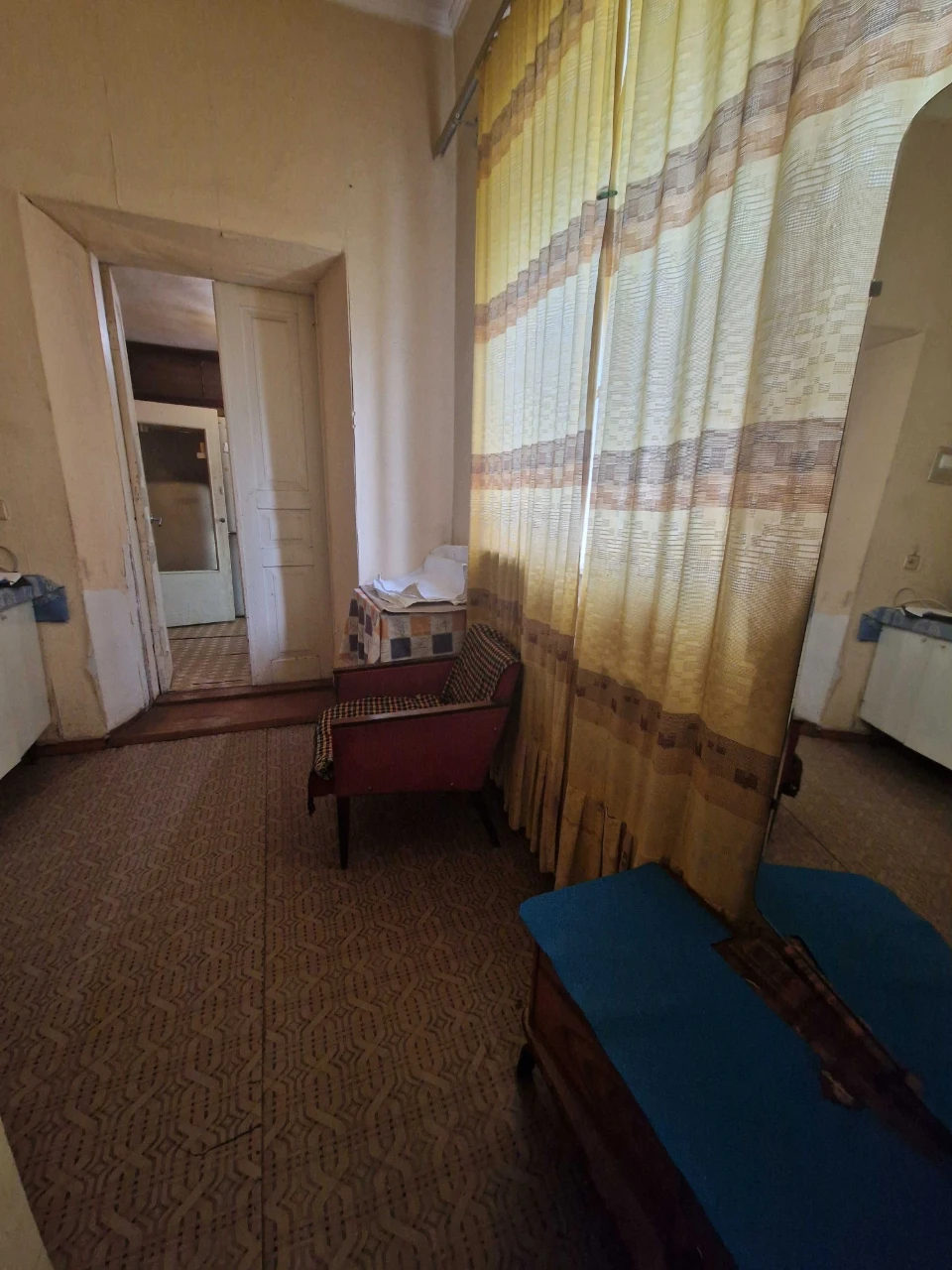 Продаж будинку м. Кагарлик (центр), 8 соток землі