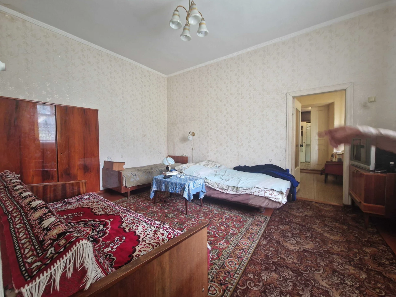Продаж будинку м. Кагарлик (центр), 8 соток землі