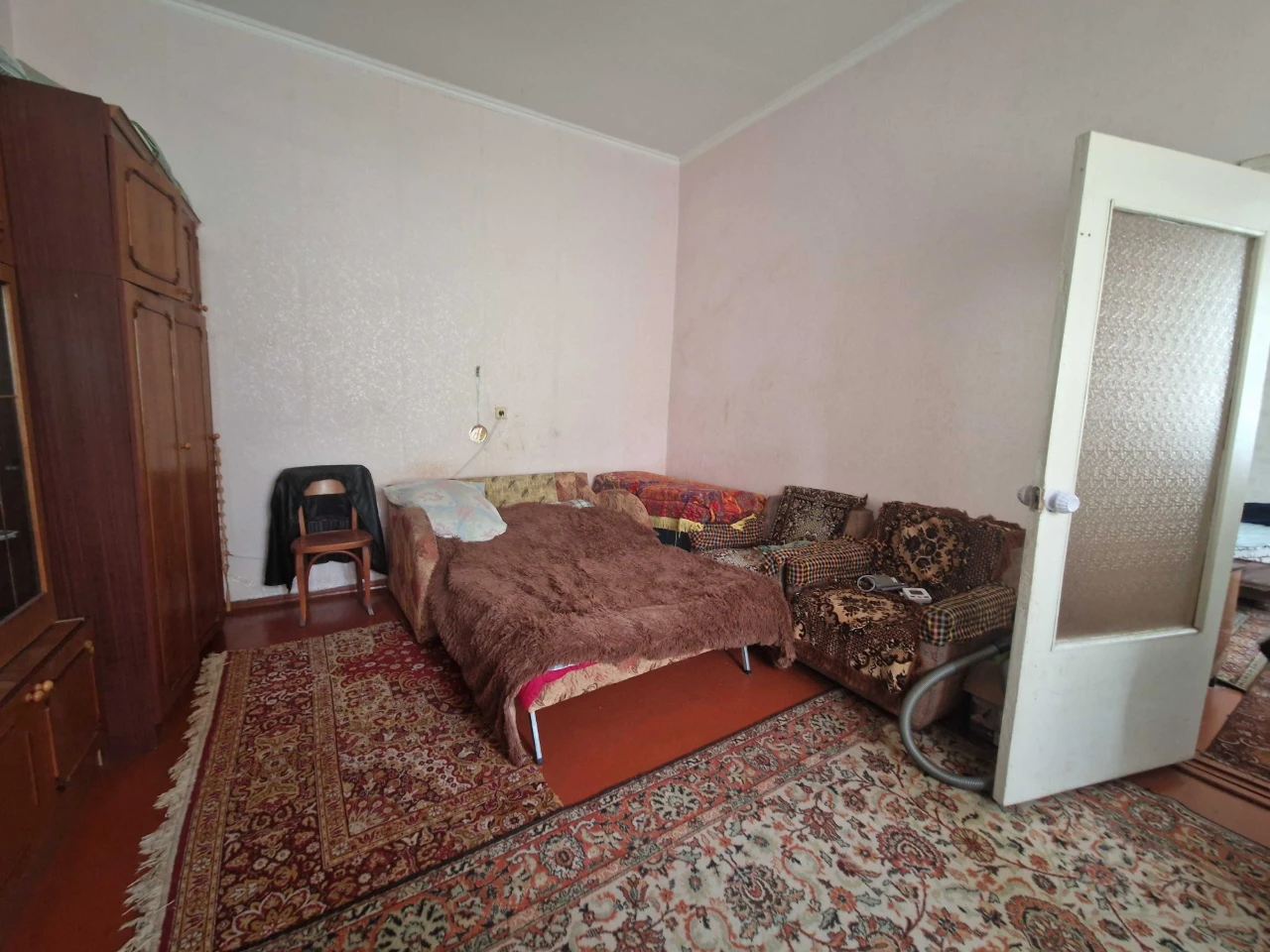 Продаж будинку м. Кагарлик (центр), 8 соток землі