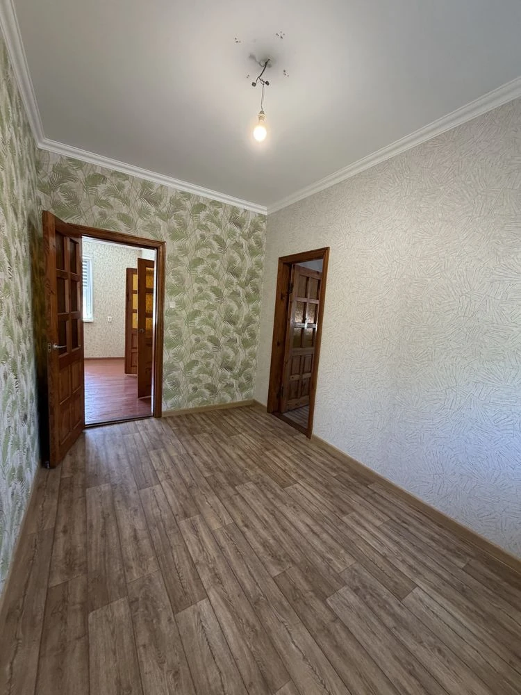 Продам будинок 103 м2 з білої цегли в м. Миронівка