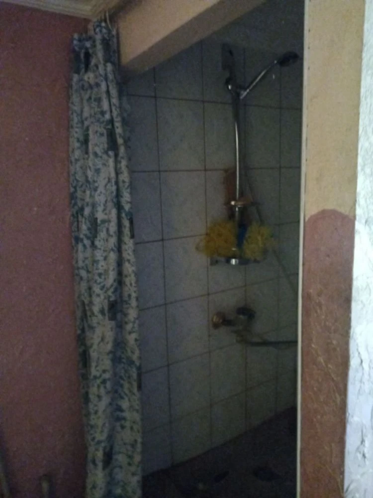 Продам будинок( дачу) із ділянкою