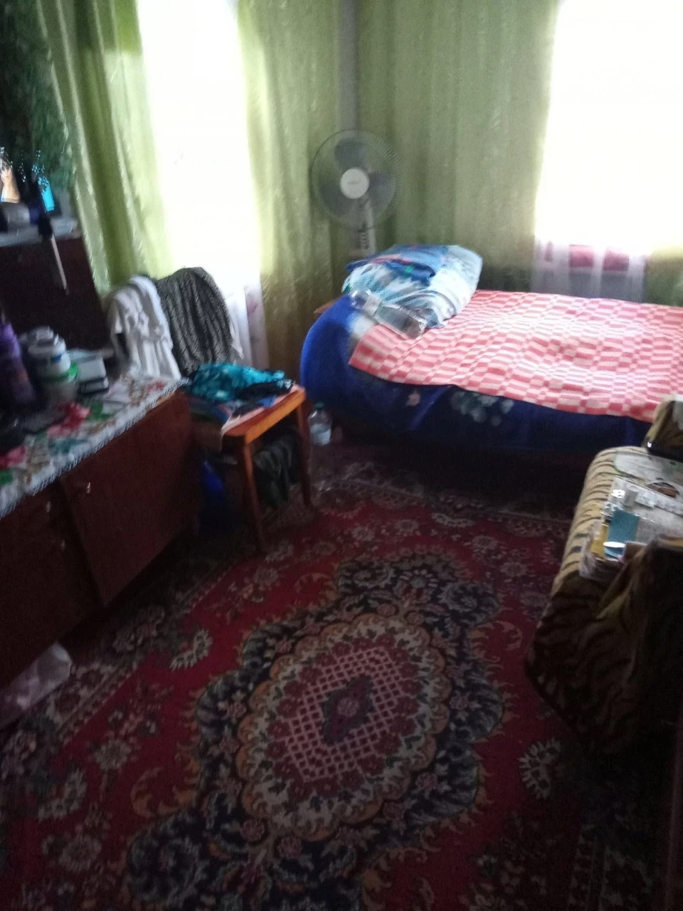 Продам будинок біля річки в м. Миронівка Обухівського району
