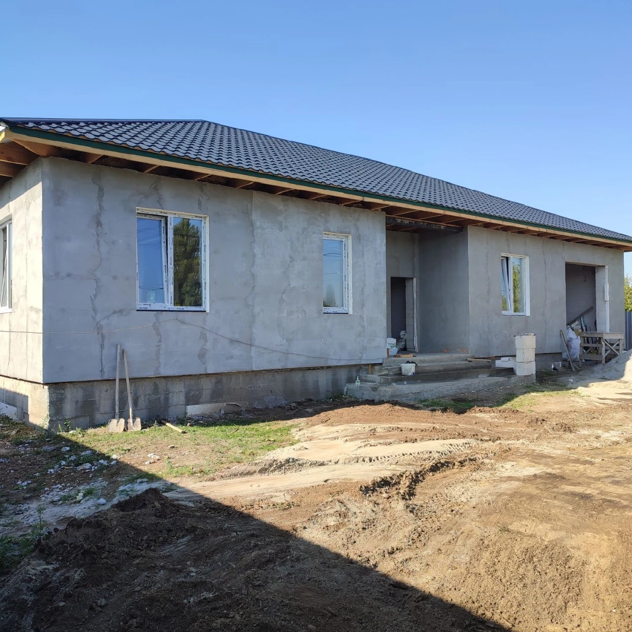 Продам новий будинок на 4 спальні 136 м.кв в Обухові. Землі