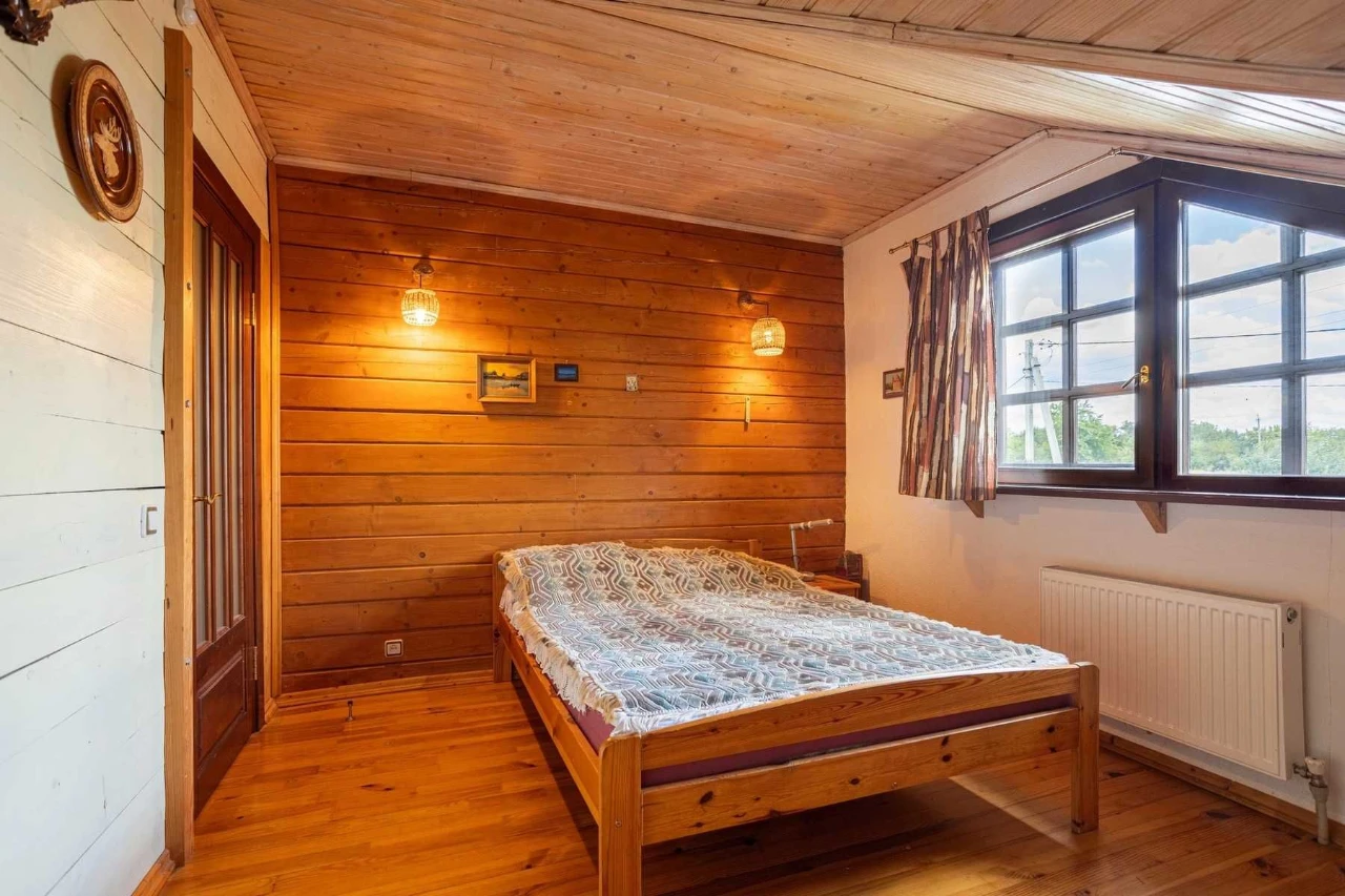 Продається  газифікований будинок 253 м² з власним укриттям!