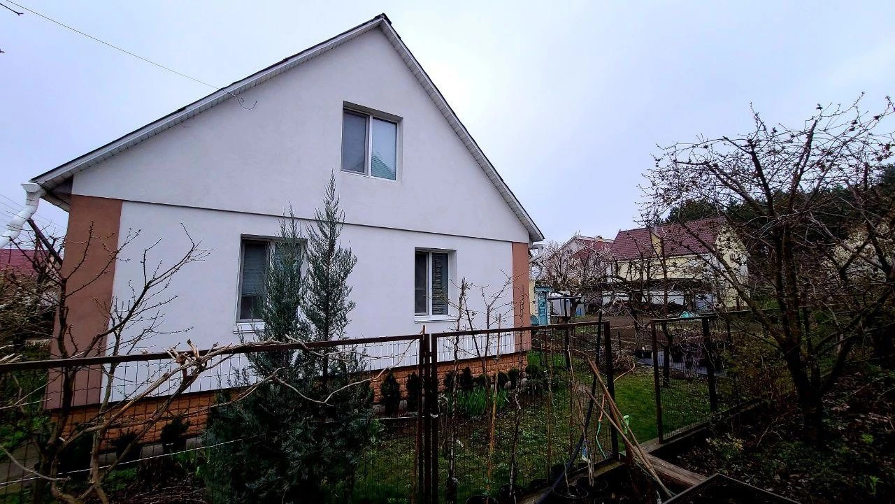 Продається  будинок з мансардним поверхом м-н Лукавица,м Обу