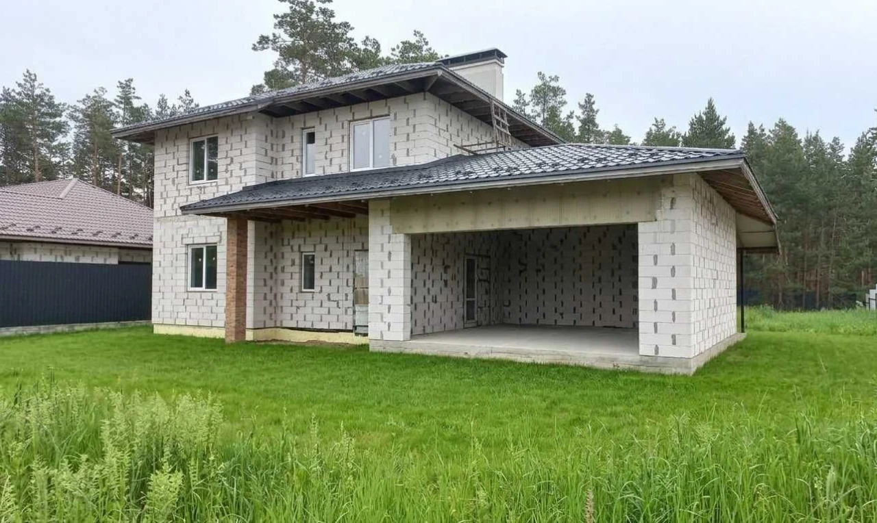 Продається без % заміський будинок у престижному ЖМ Стожари