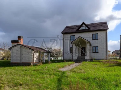 Продаж Дім