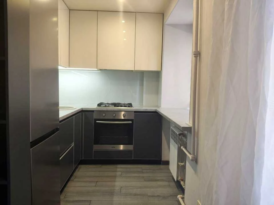 Apartment. Kharkiv, Aerokosmichny Ave. (Gagarina)