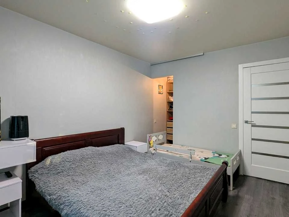 Apartment. Kharkiv, Aerokosmichny Ave. (Gagarina)