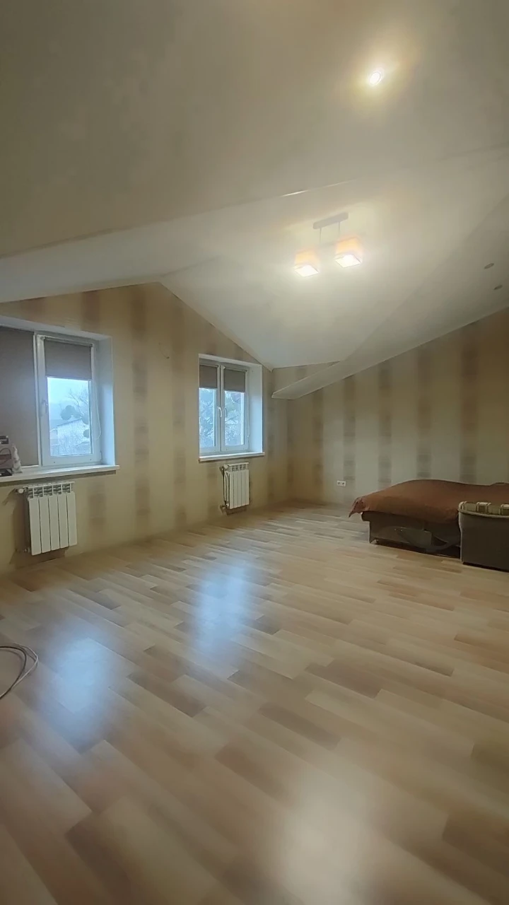 Продам таунхаус в м Обухів