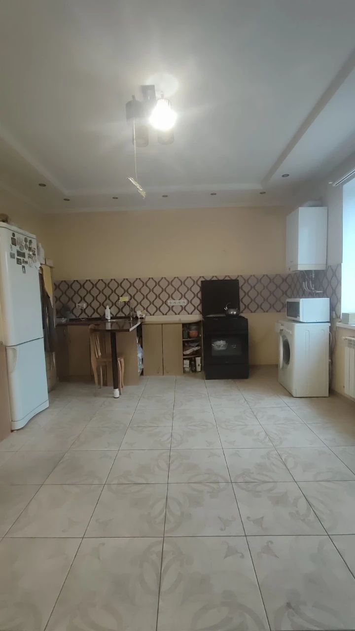 Продам таунхаус в м Обухів
