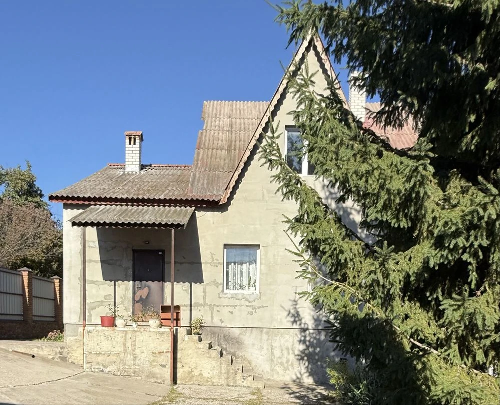 Продам будинок на Парниковій !