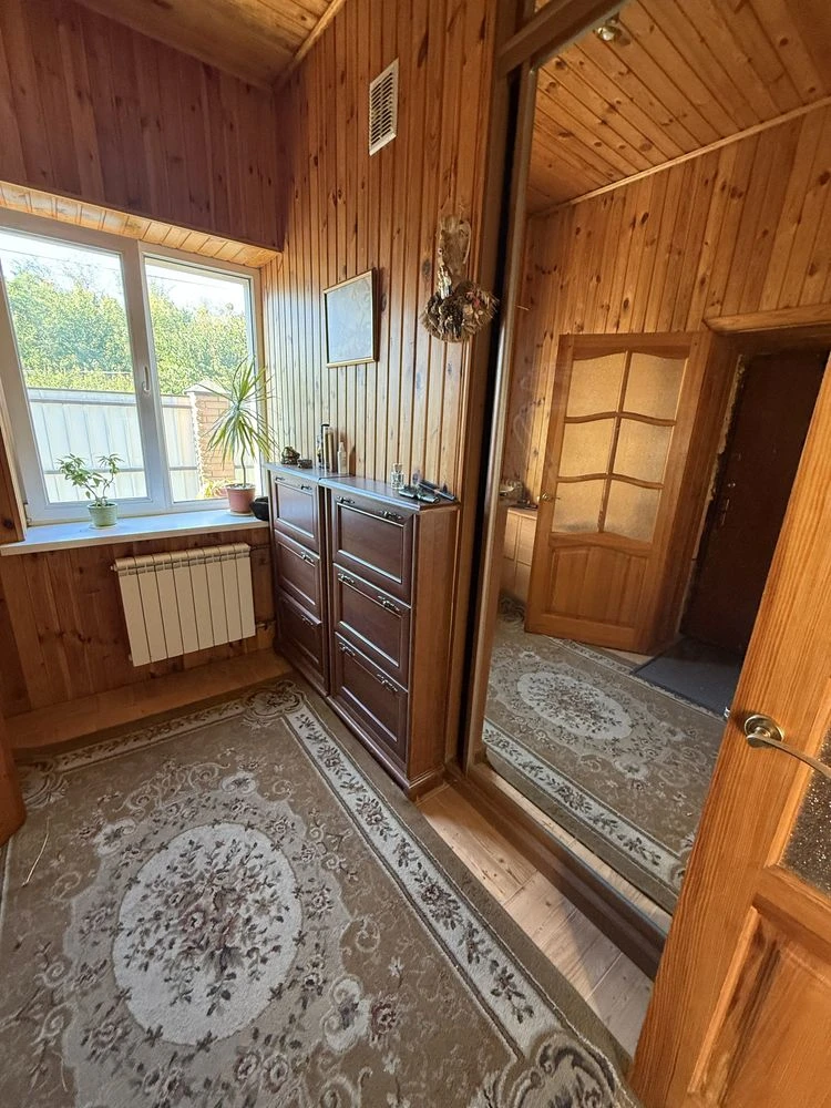 Продам будинок на Парниковій !
