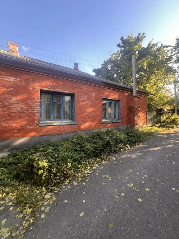 Продаж квартири ( частина будинку) в м. Сквира!