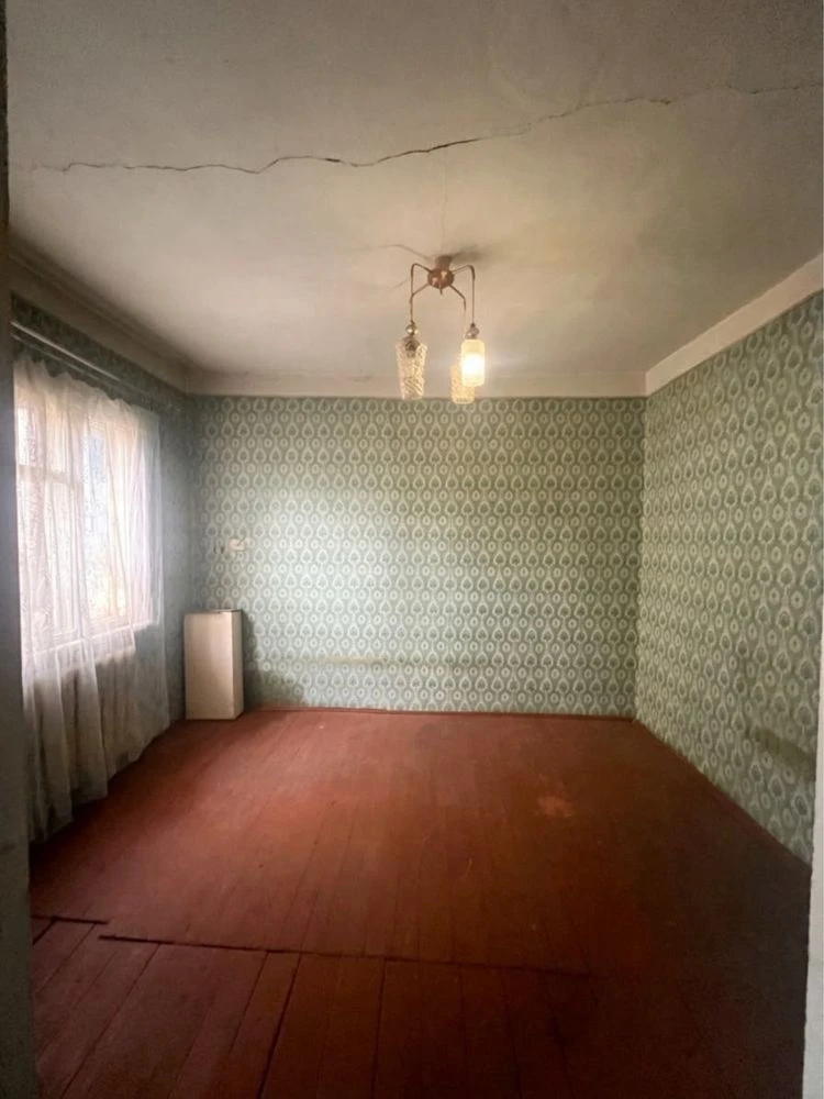 Продаж квартири ( частина будинку) в м. Сквира!