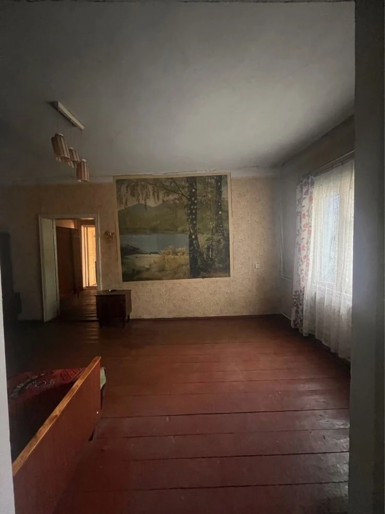 Продаж квартири ( частина будинку) в м. Сквира!