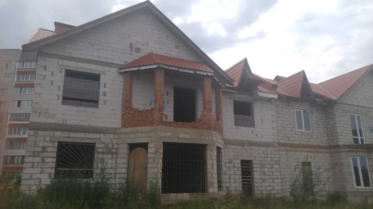 Продам дом  в г.Славутич