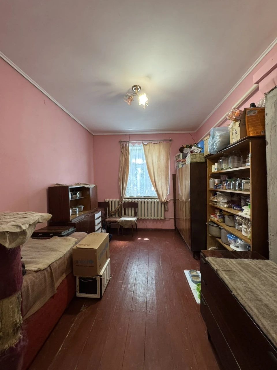 Продам будинок  у м. Сквира біля Ставка