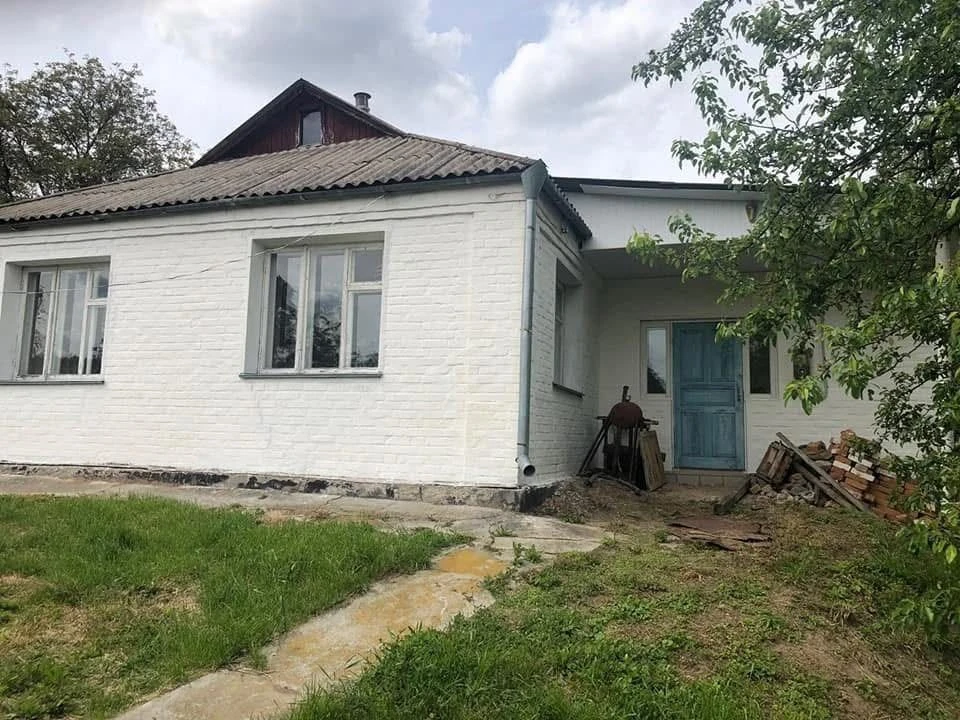 Продається 4-кімнатний будинок у м. Тараща, вул. Бориса Грін