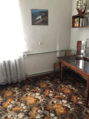Будинок в м.Тараща центр 100 кв.м 4 кімнати
