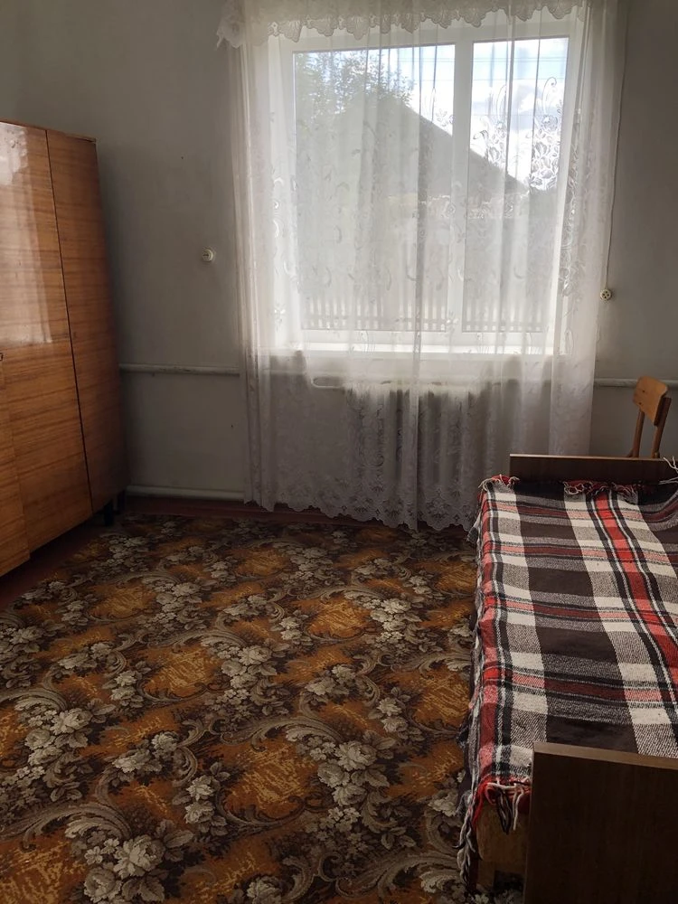 Будинок в м.Тараща центр 100 кв.м 4 кімнати