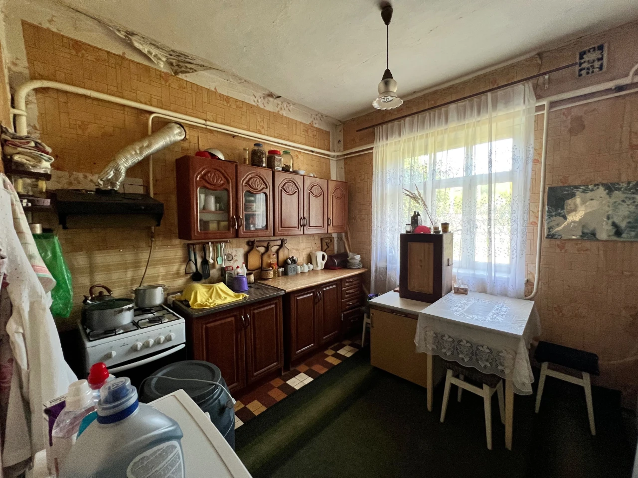 Продаж будинку з виходом до лісу