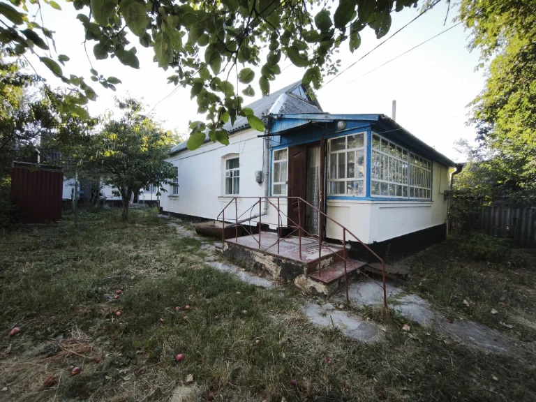 Продаж будинку 60.4м2  м.Тараща,  Білоцерківський р-н