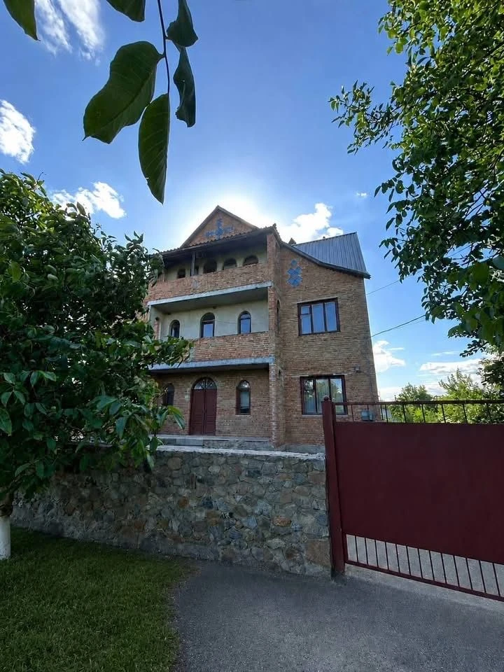 Продаж будинку м.Тараща.Киівська обл