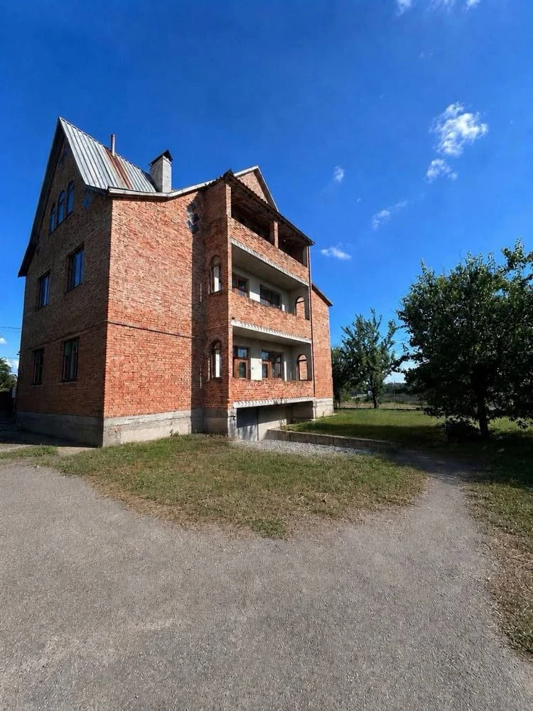 Продаж будинку м.Тараща.Киівська обл