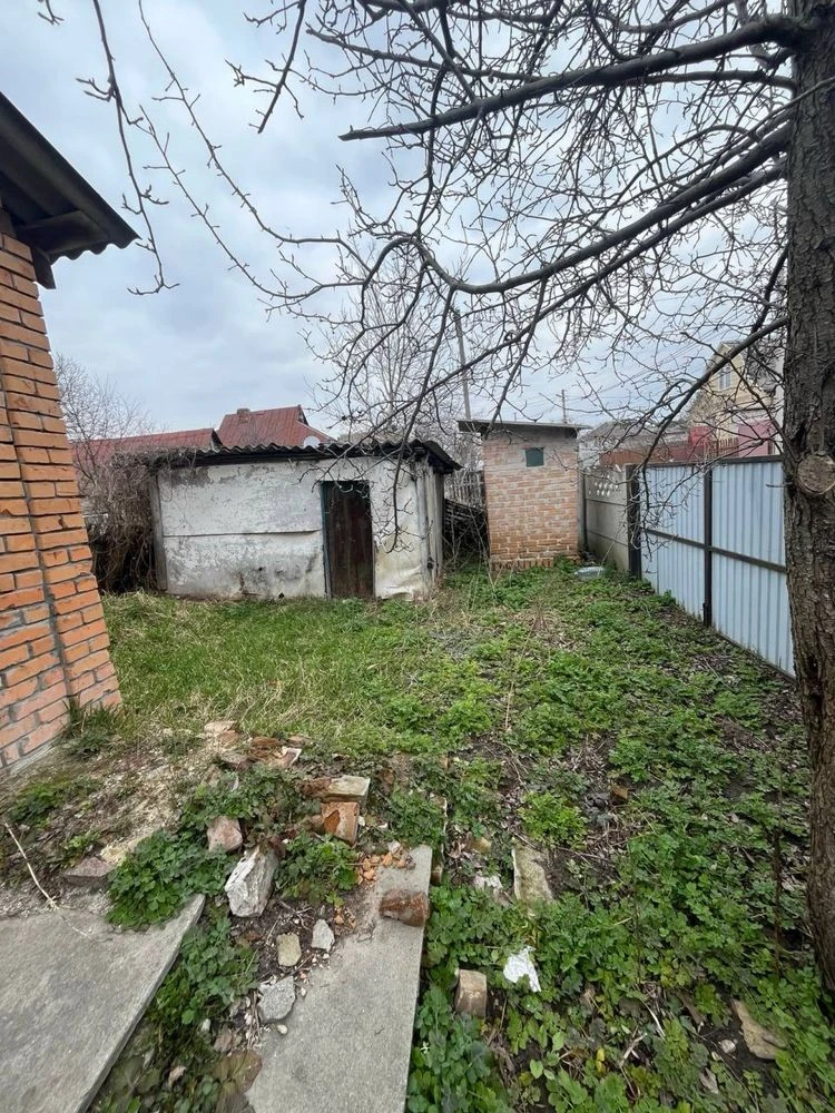 Частина будинку Тараща