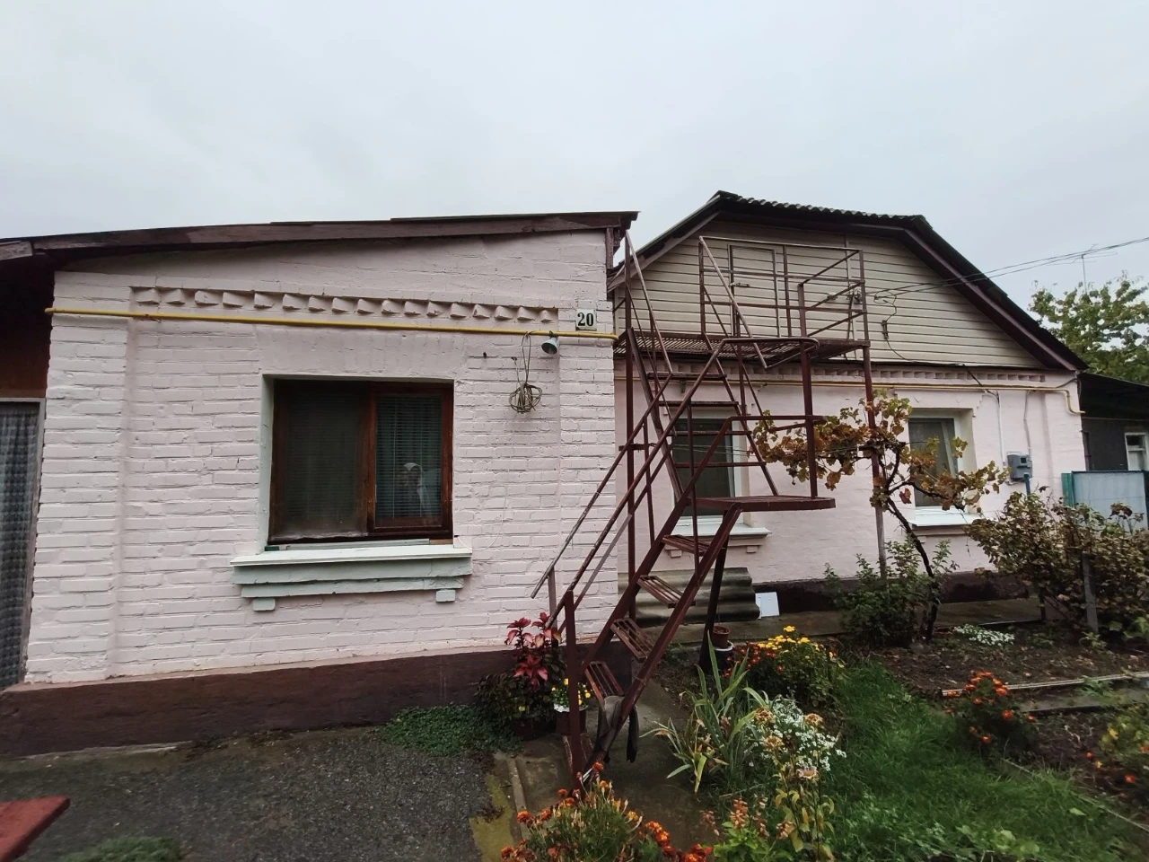 Продається частина будинку, м-рн Казнівка у Фастові.
