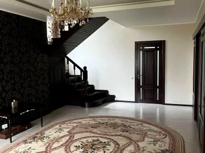 Продаж будинку 180 м² 20 сот.